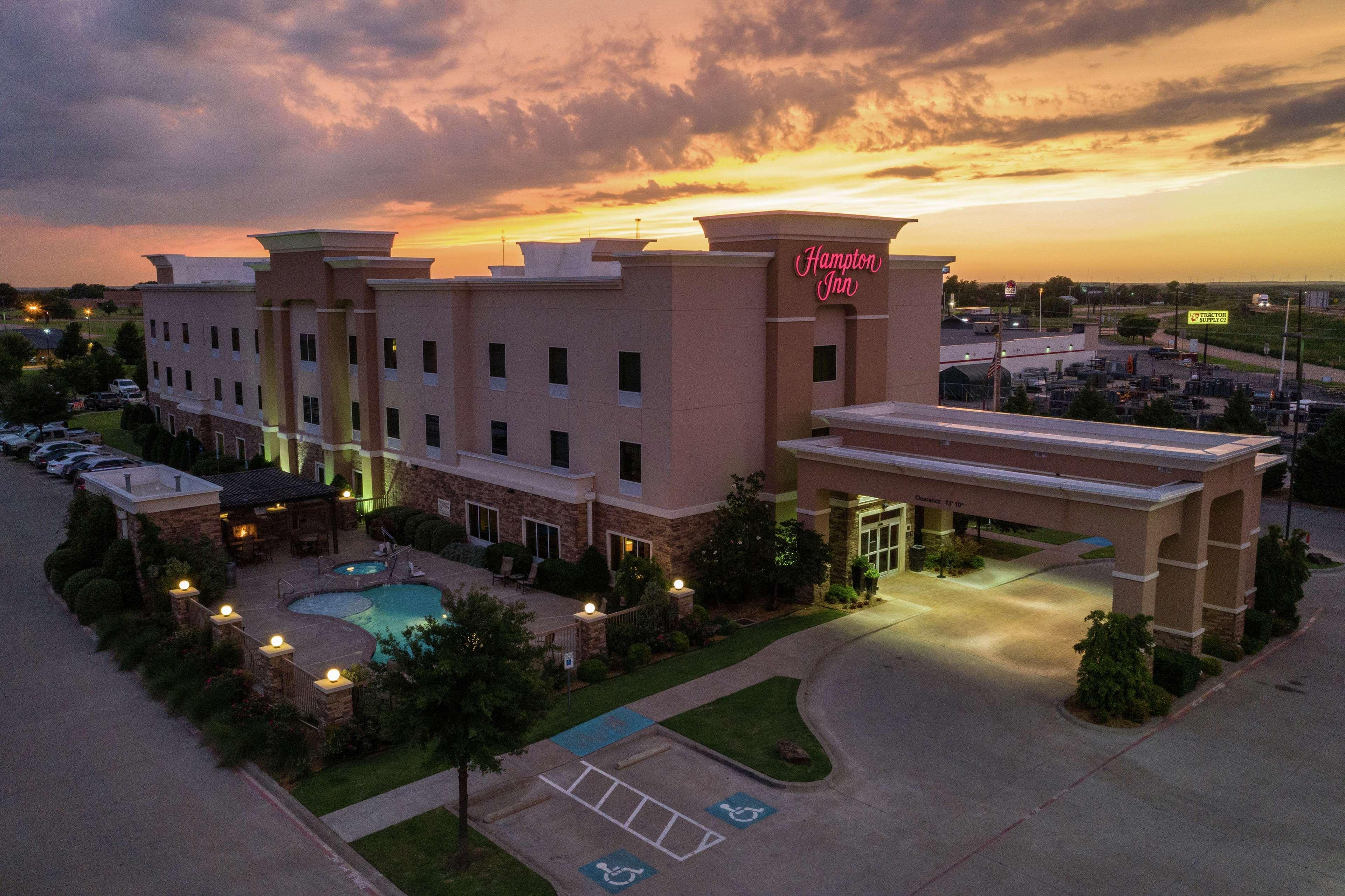 Hampton Inn Vernon Dış mekan fotoğraf