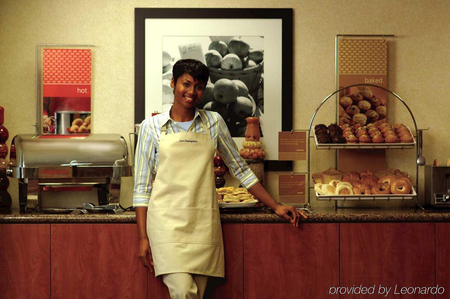 Hampton Inn Vernon Restoran fotoğraf